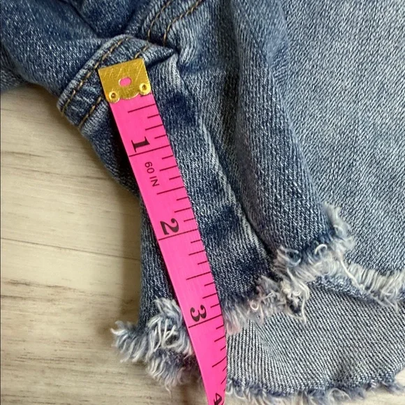KUT Gidget Distressed High Rise Denim Women Shorts size 12 - Picture 6 of 13